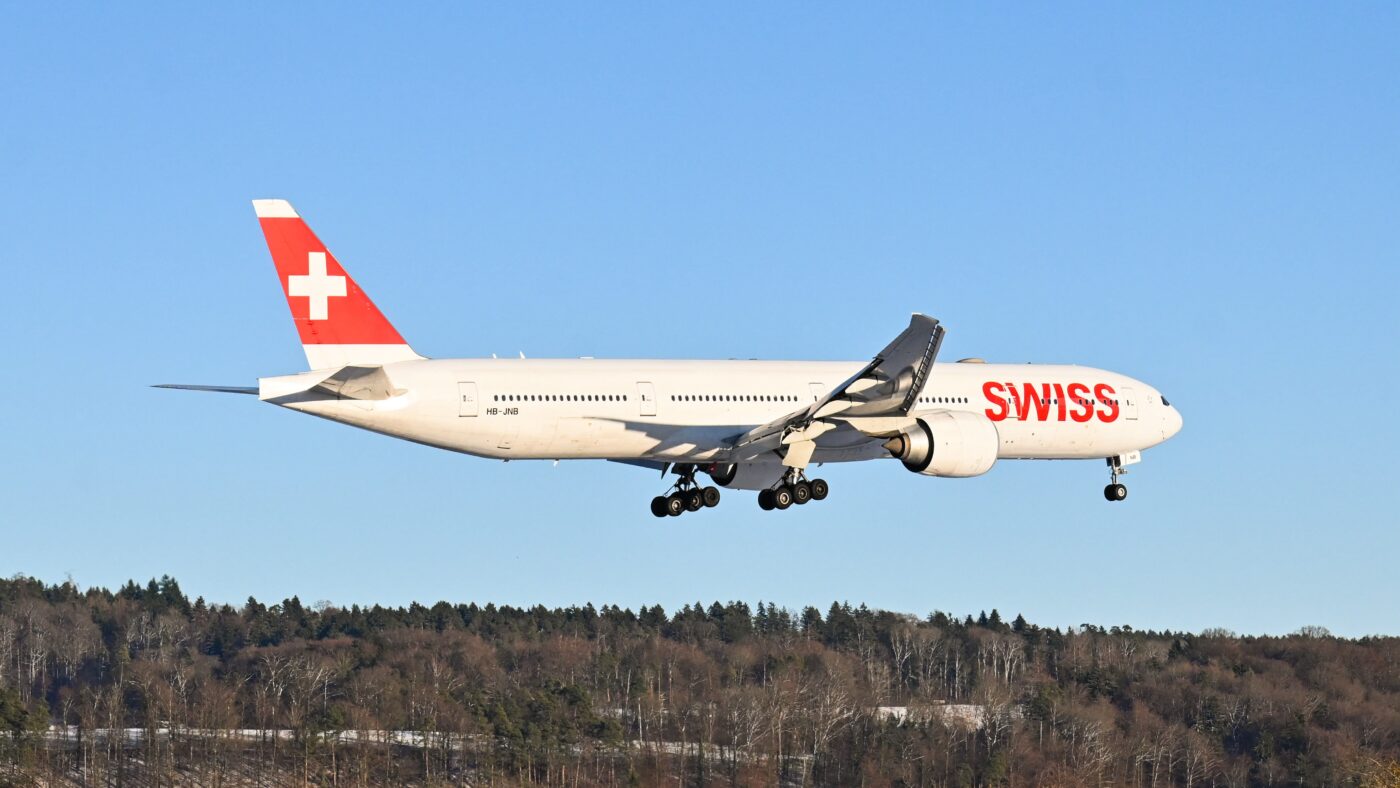 SWISS Boeing 777 Diverted to Lejas Airport after Mayday Call