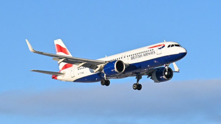British Airways A320 Encounters Stall Warning During Heathrow Airport Approach