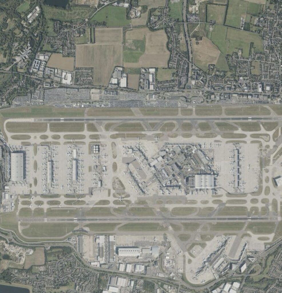 The proposed location of Heathrow's third runway (top) on the airport's north side, where the northwest expansion would add a