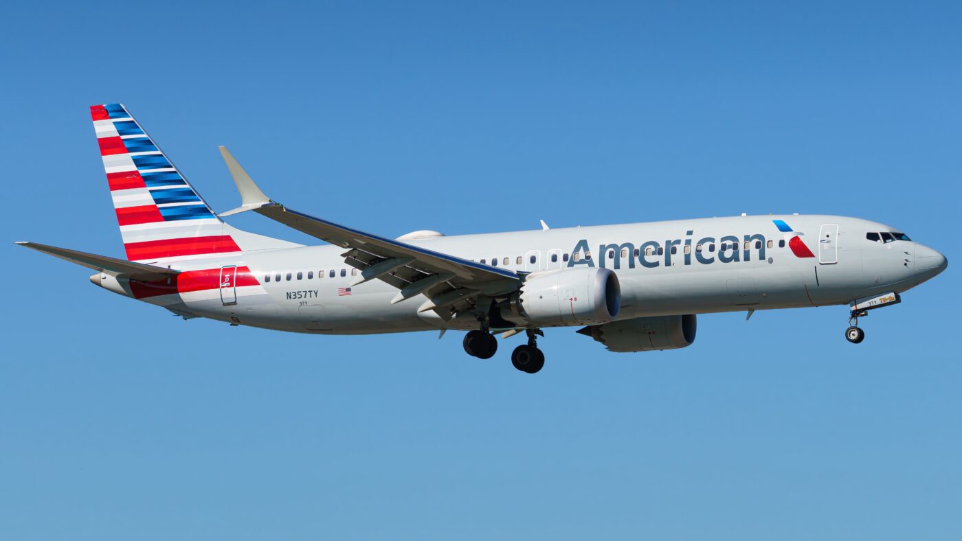 Boeing 737 MAX landing gear assembly prepared for maintenance exchange
