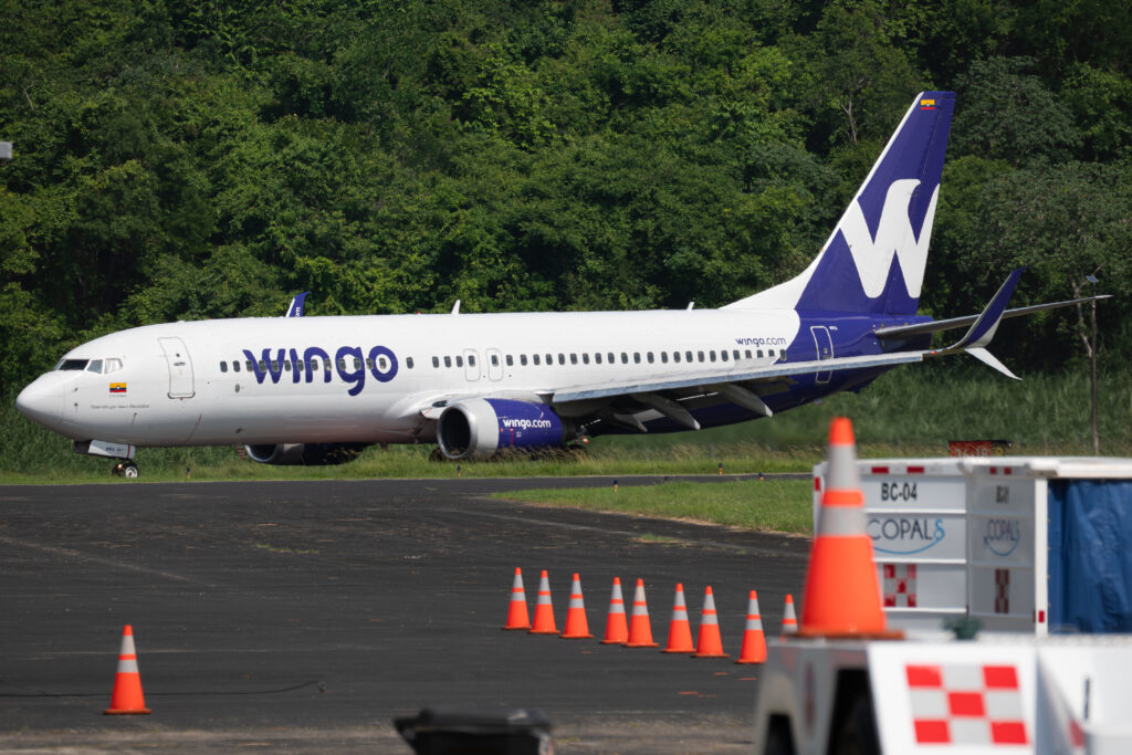 A Wingo 737-800 taxiing to the gate at Balboa. The airline represents the only scheduled passenger traffic at the airport.